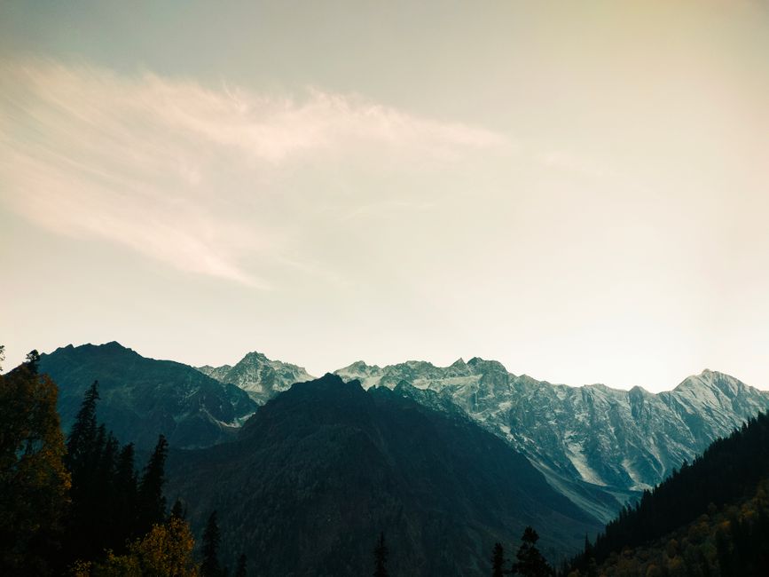 慢行山水间